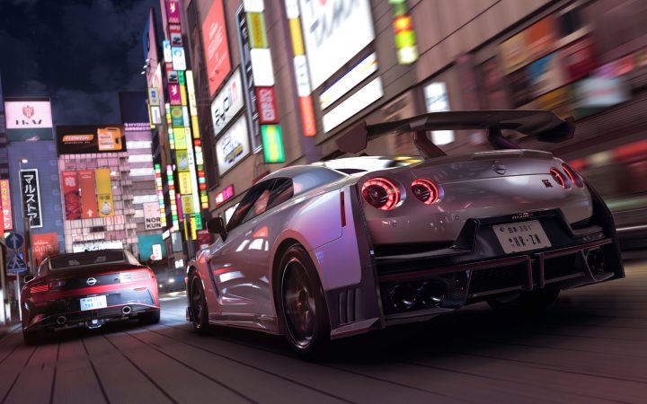 A silver Nissan GT-R races through a neon-lit Tokyo street in Forza Horizon 6